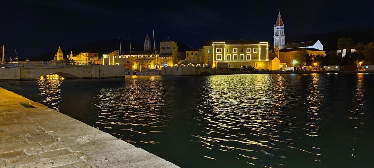 Penthouse Apartman Marcelina In Trogir Exteriér fotografie